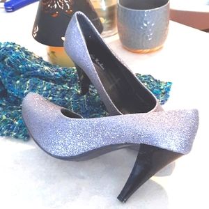 Dressy Heels! Sz 8 Amazing Style!